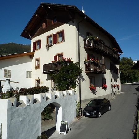 Hotel Garni Sonne Mals im Vinschgau Exterior foto