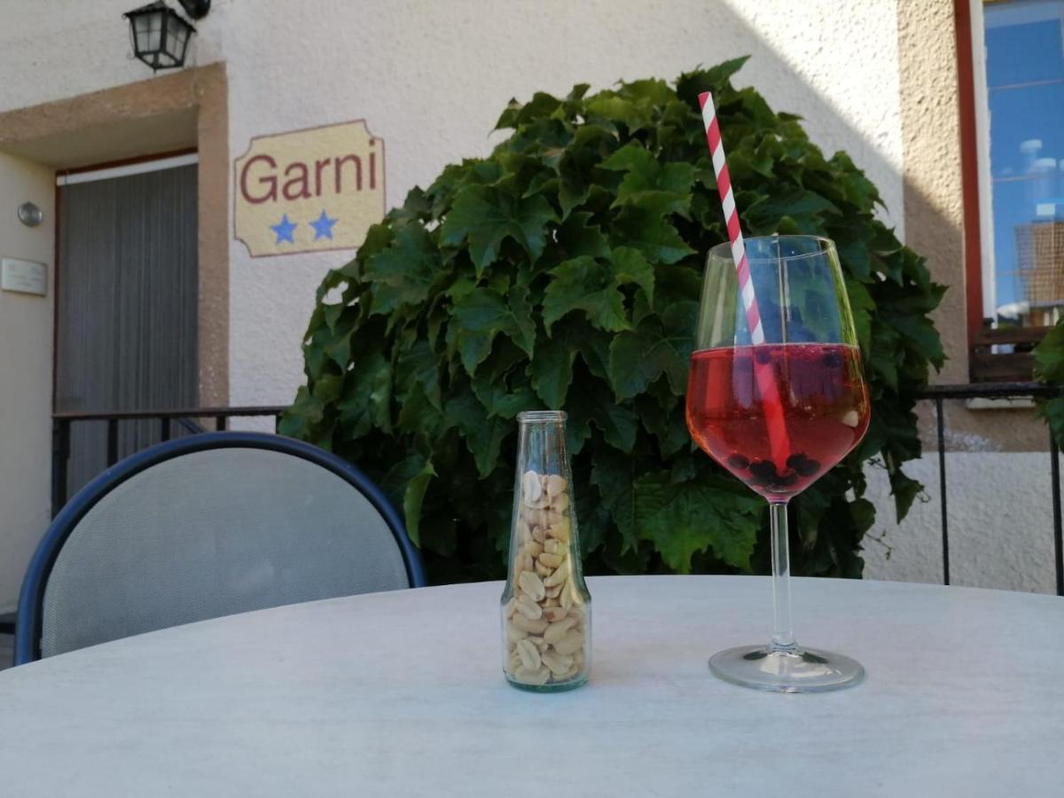 Hotel Garni Sonne Mals im Vinschgau Exterior foto